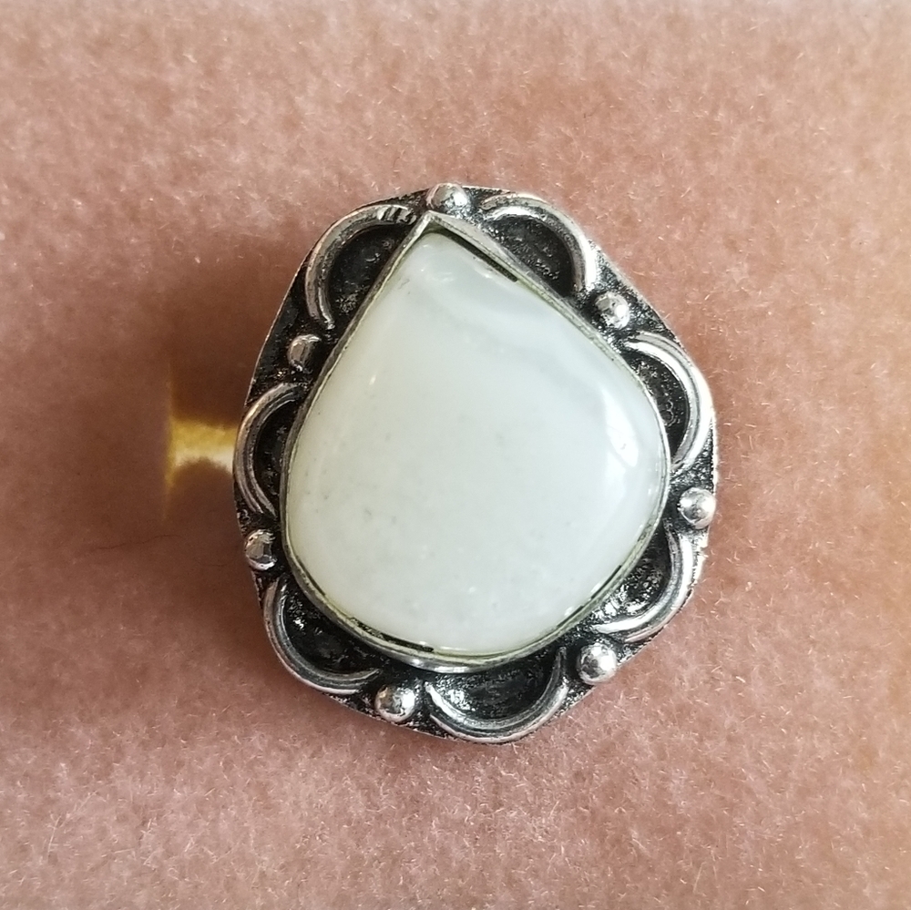 Moonstone ring silver tone boho bohemian size 9 nine